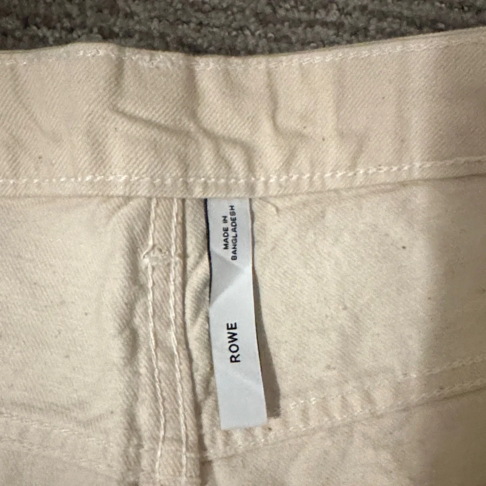 Rowe Cream Straight-Leg Jeans - Picture 5 of 6